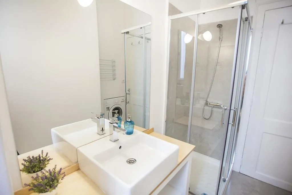Spacious Santos Ap W/ View Lissabon Portugal